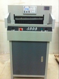 广东广州盛洋4606程控数控电动切纸机