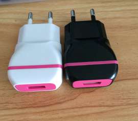 厂家直销usb充电器 私模产品双usb口墙充 2.1A 过认证手机充电器