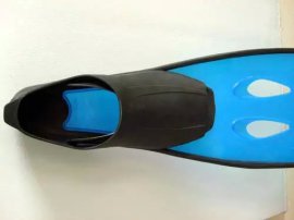 运动器材专用TPE材料 潜水眼镜 蛙鞋塑胶