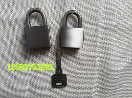 不锈钢挂锁通开锁通用锁一把钥匙开多把N锁相同一样钥匙挂锁铜芯