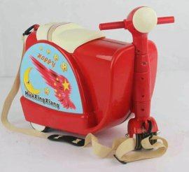 儿童行李箱 登机箱可做可骑整理箱